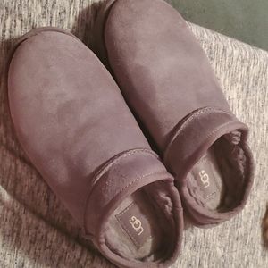 Ugg slippers